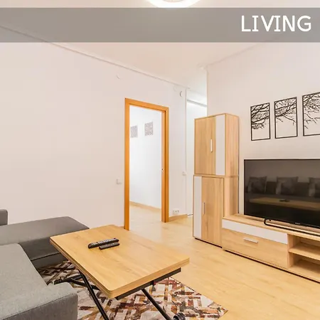 With 3 Bedrooms شقة سرقسطة