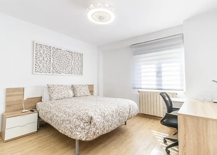 With 3 Bedrooms Appartement