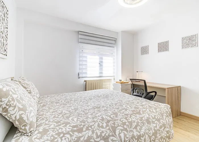 With 3 Bedrooms Appartement Saragosse