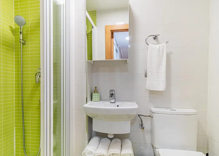 With 3 Bedrooms Appartement *